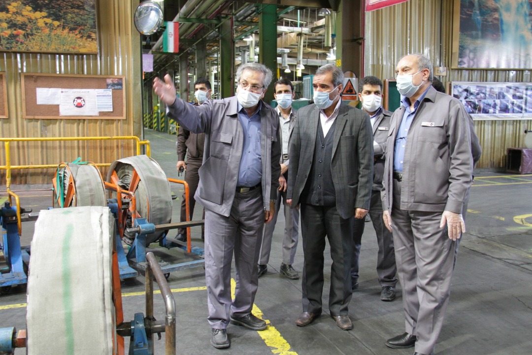 بازدید نماینده منتخب مردم شهرستانهای بیرجند ، خوسف ودرمیان از کارخانه کویرتایر به روایت تصویر