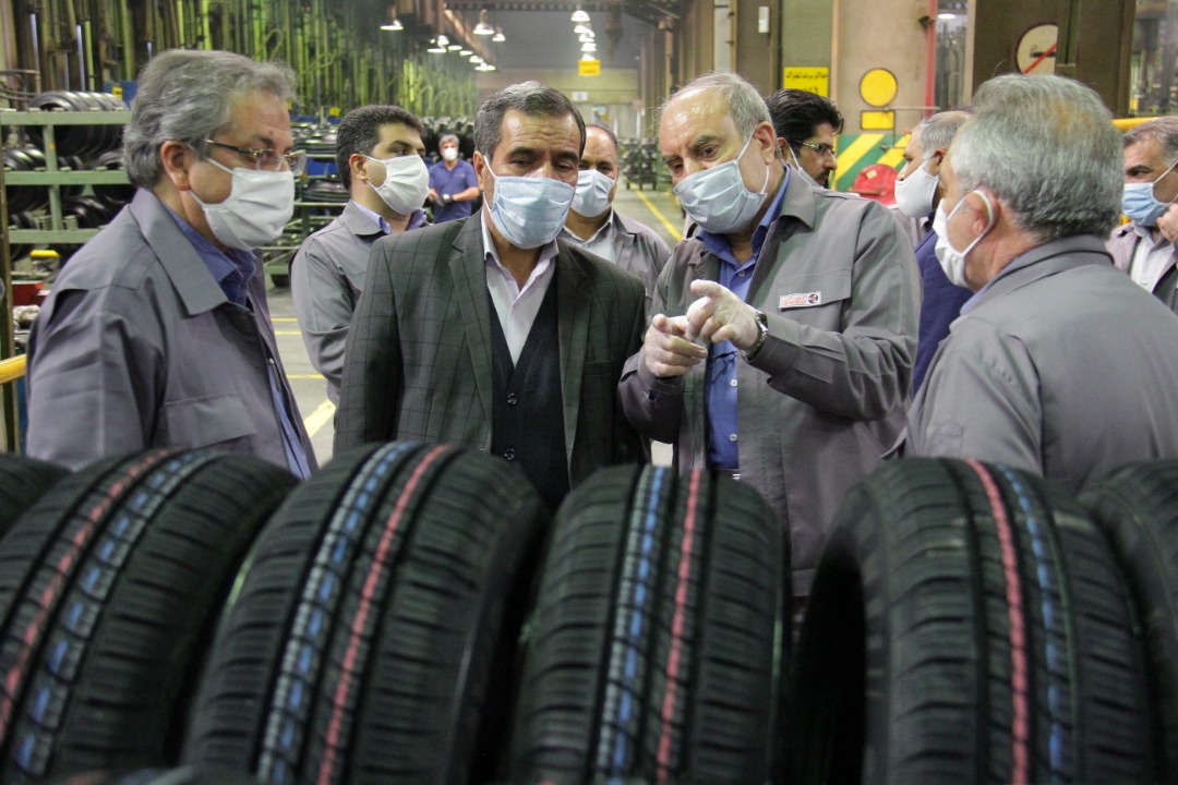 بازدید نماینده منتخب مردم شهرستانهای بیرجند ، خوسف ودرمیان از کارخانه کویرتایر به روایت تصویر