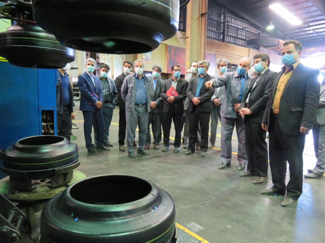 بازدید رئیس سازمان صمت استان خراسان جنوبی از کارخانه کویر تایر