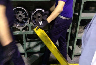 بررسی امکان بهبودیافتگی تایر با ایجاد اصلاحات ساختاری در ماشین آلات و تجهیزات خط تولید شرکت کویرتایر