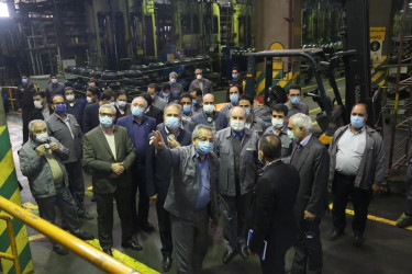 بازدید استاندار خراسان جنوبی از کارخانه کویرتایر به روایت تصویر