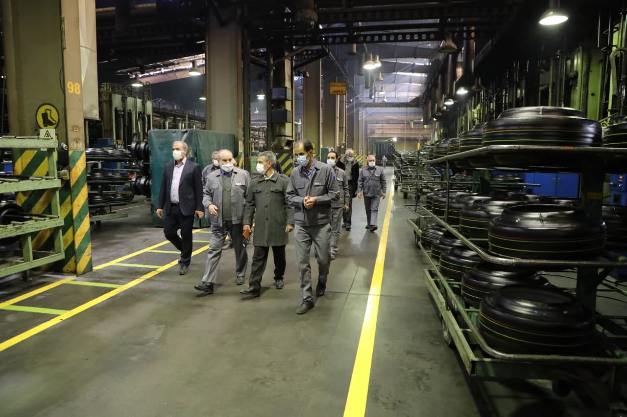 گزارش تصویری بازدید اعضای هیات مدیره شرکت کویر تایر از کارخانه