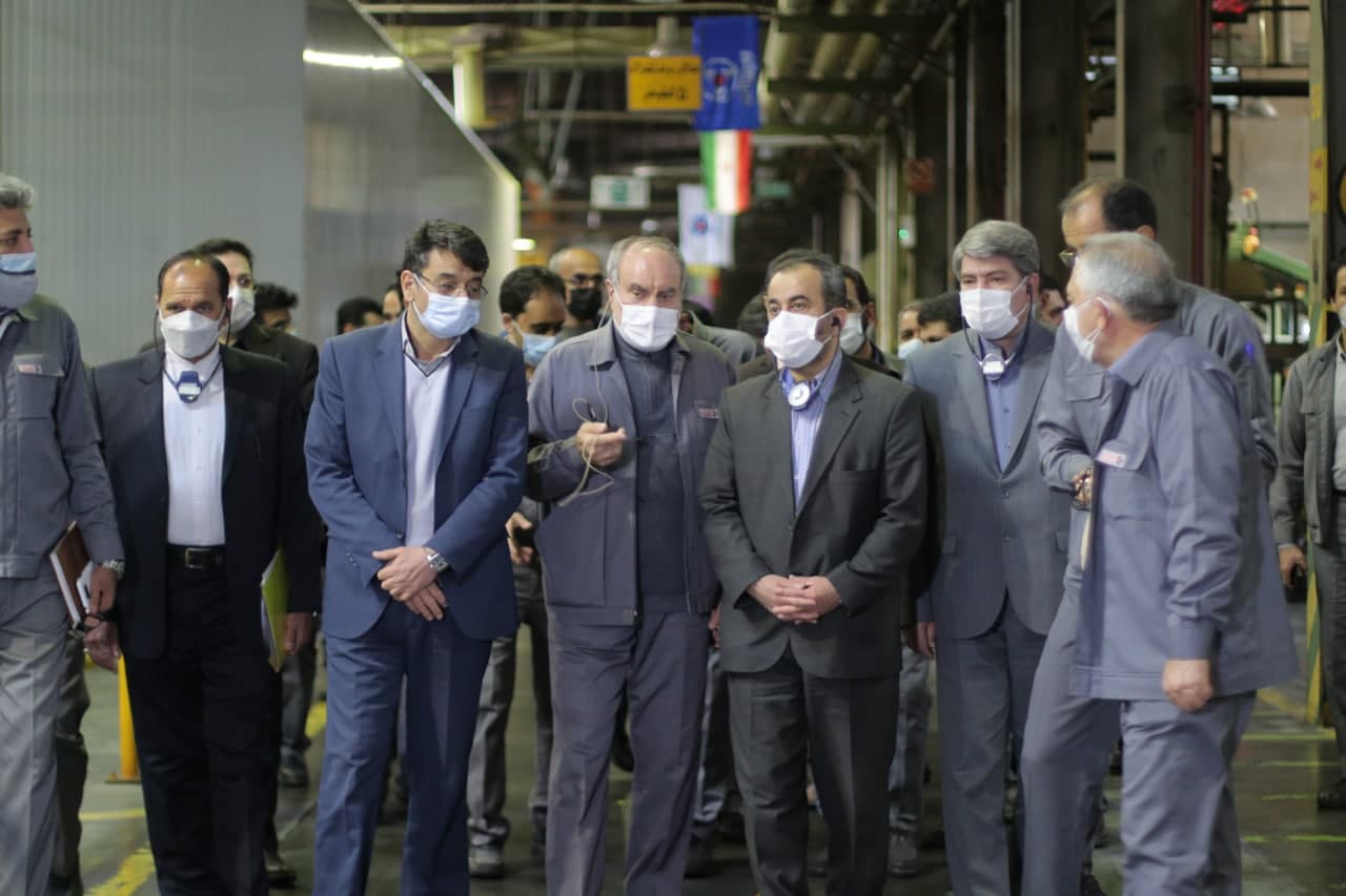 گزارش تصویری بازدید استاندار خراسان جنوبی ازکارخانه کویرتایر(2)