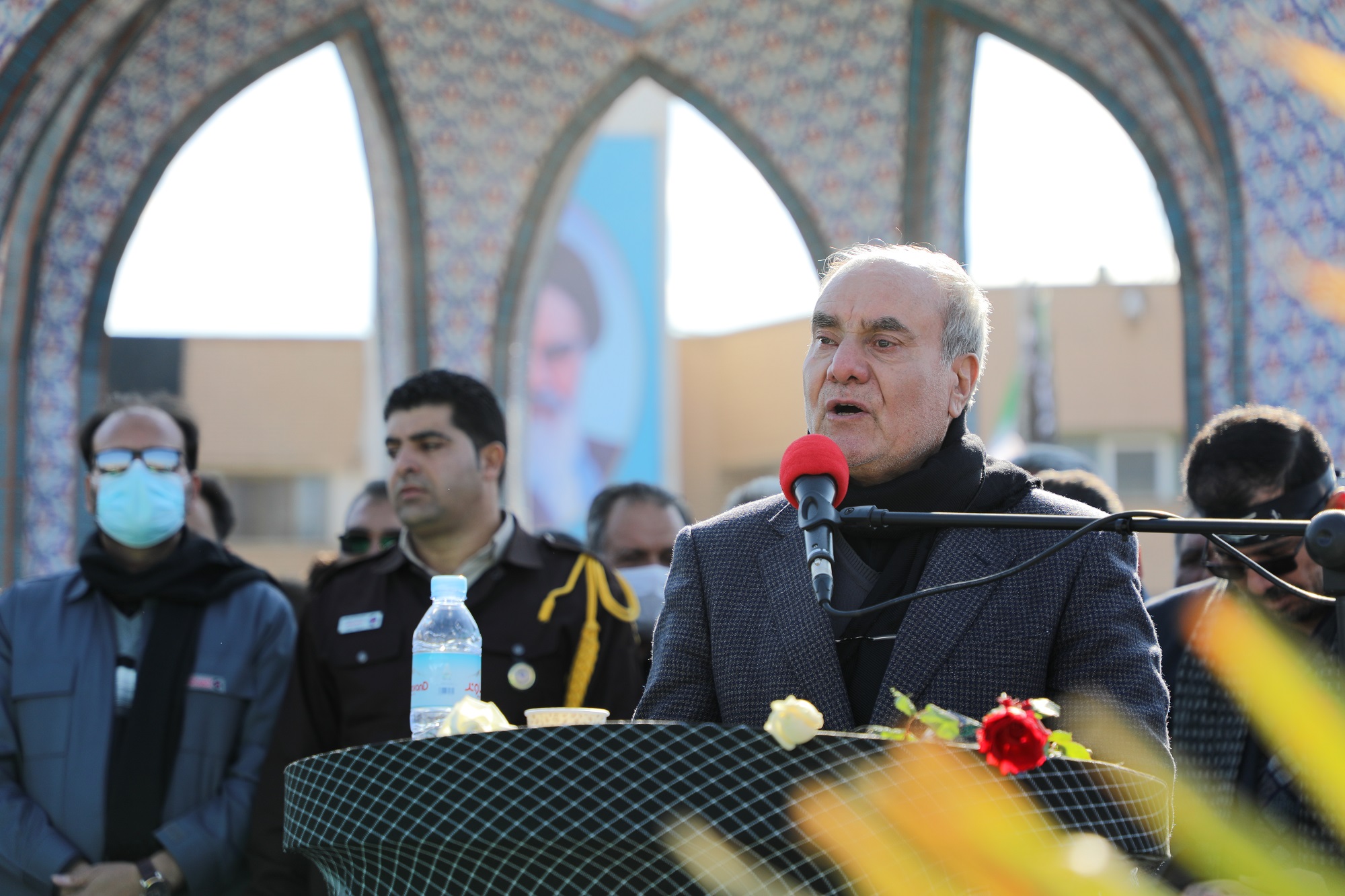 کویرتایر؛ مزین به شهید گمنام شد