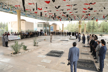 تجدید میثاق کارگران شرکت کویر تایر با آرمان های والای شهدا + تصاویر