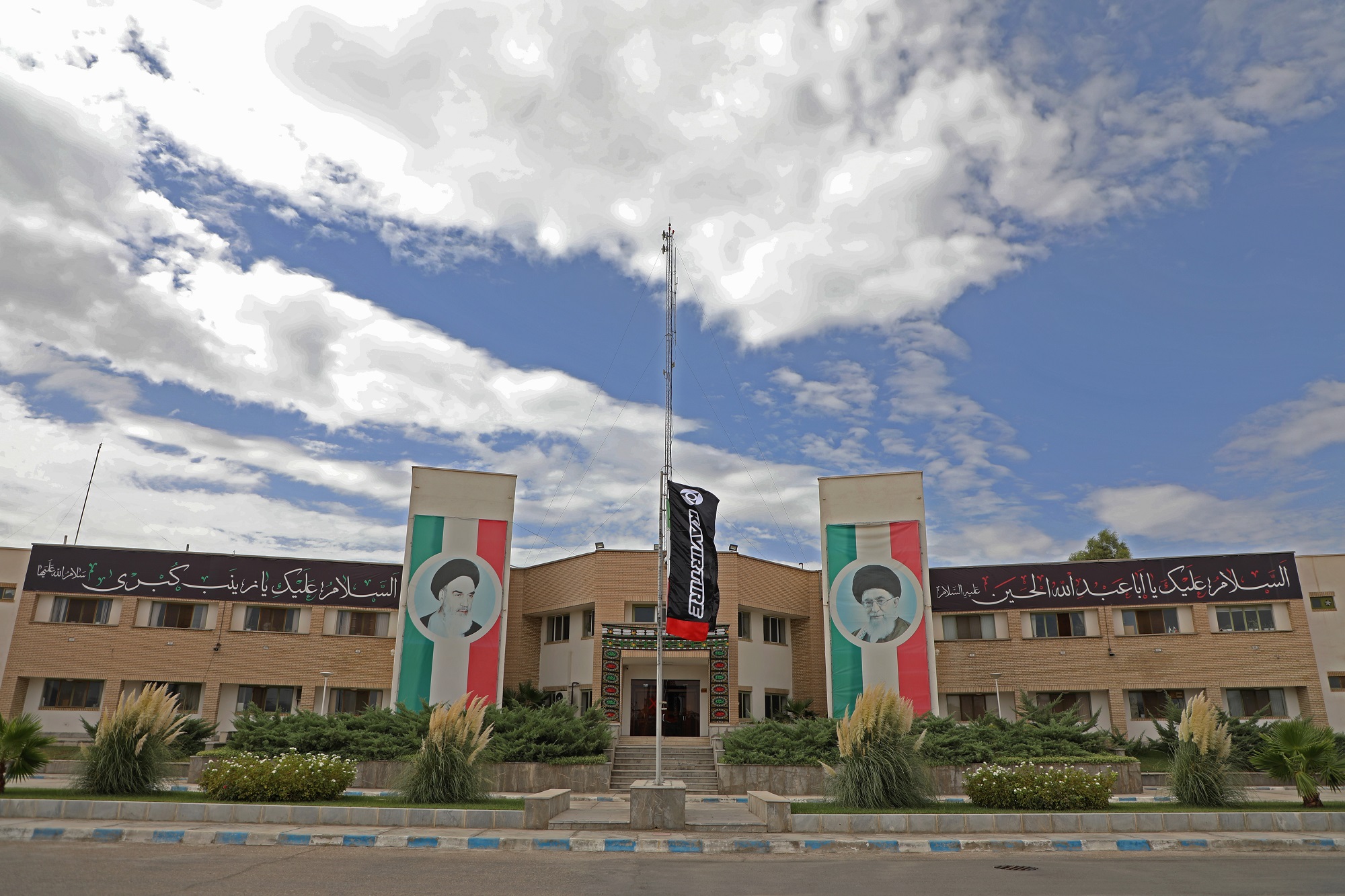 کارخانه کویرتایر حال و هوای محرم گرفت