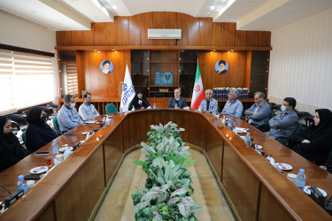 گزارش تصویری آیین تجلیل از بانوان همکار در کویرتایر