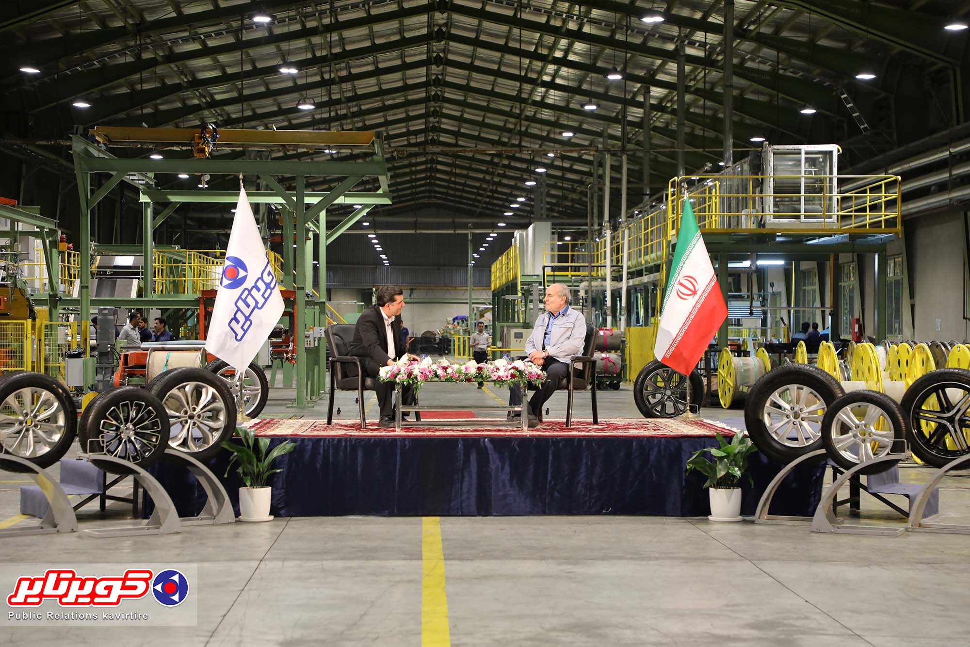 شب های زعفرونی از قاب شبکه خاوران در کویرتایر+ تصاویر