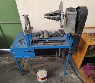 بهبود دستگاه کلاف پیچ سیم پیچی