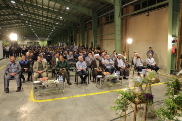 آیین تحویل سال 1402 در سنگر تولید کارخانه کویرتایر