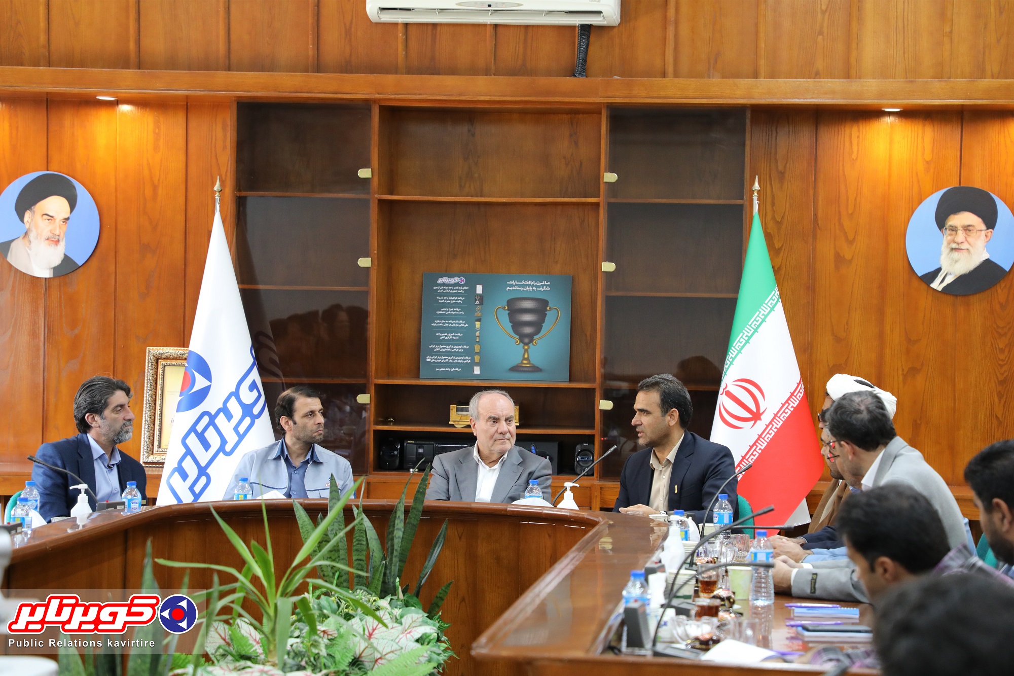 کویرتایر و دانشگاه علمی کاربردی مولود انقلاب شکوهمند اسلامی هستند