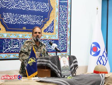 با راویان دفاع مقدس در کارخانه کویرتایر