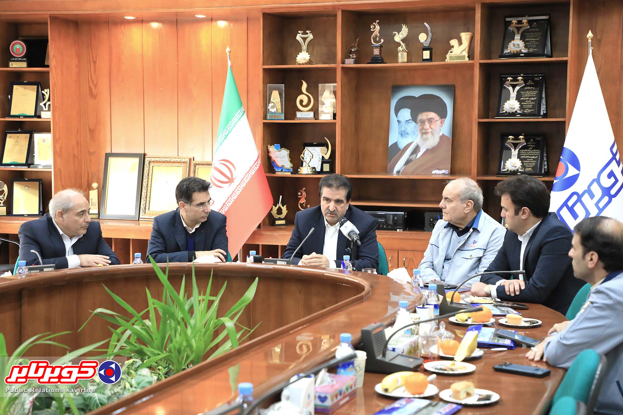 تأکید مدیرعامل بانک رفاه کارگران بر تداوم حمایت از طرح های توسعه ای کویرتایر