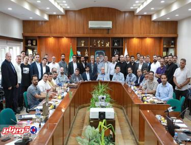 برگزاری همایش نمایندگان منتخب فروش تایرهای SUV کویرتایر