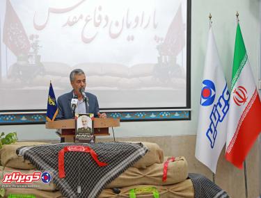 برگزاری محفل روایتگری دفاع مقدس در کارخانه کویرتایر