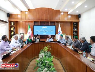 دیدار جمعی از سادات، معتمدین و هیئت امنای مساجد روستای دارالسیاده سیوجان با مدیرعامل کویرتایر