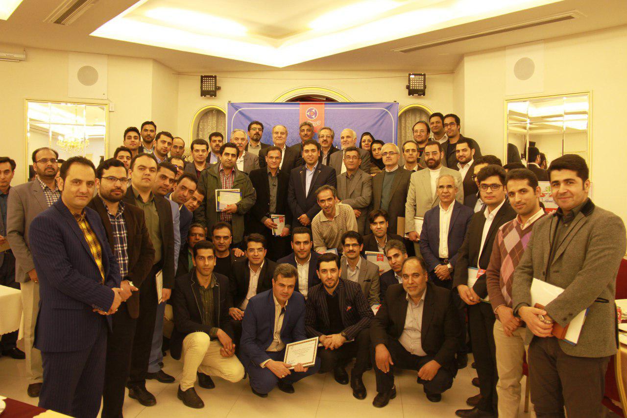 آیین تجلیل از همکاران ارائه دهنده مقاله در همایش ملی لاستیک