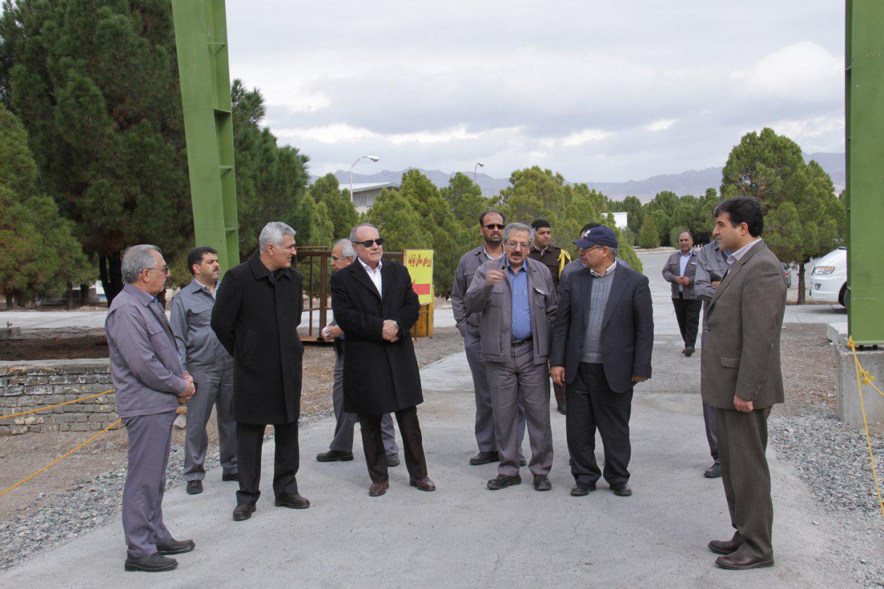 بازدید مدیرعامل و اعضاء هیأت مدیره شرکت سرمایه گذاری امید از کارخانه کویرتایر