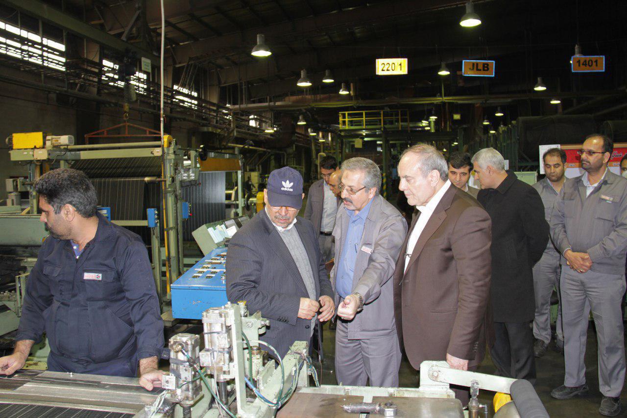 بازدید مدیرعامل و اعضاء هیأت مدیره شرکت سرمایه گذاری امید از کارخانه کویرتایر