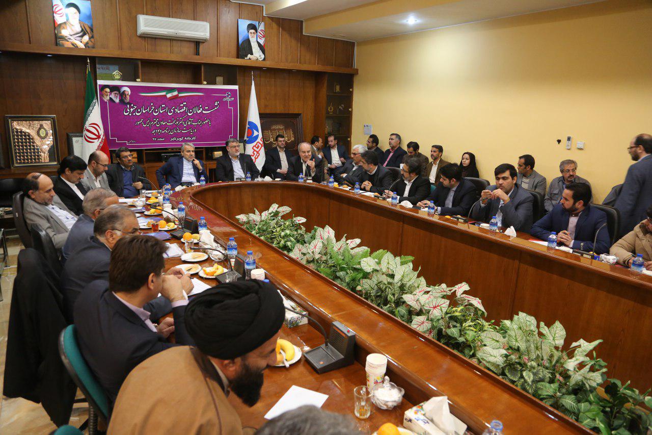 حضور معاون رئیس جمهور و رئیس سازمان مدیریت وبرنامه ریزی کشور در کویرتایر