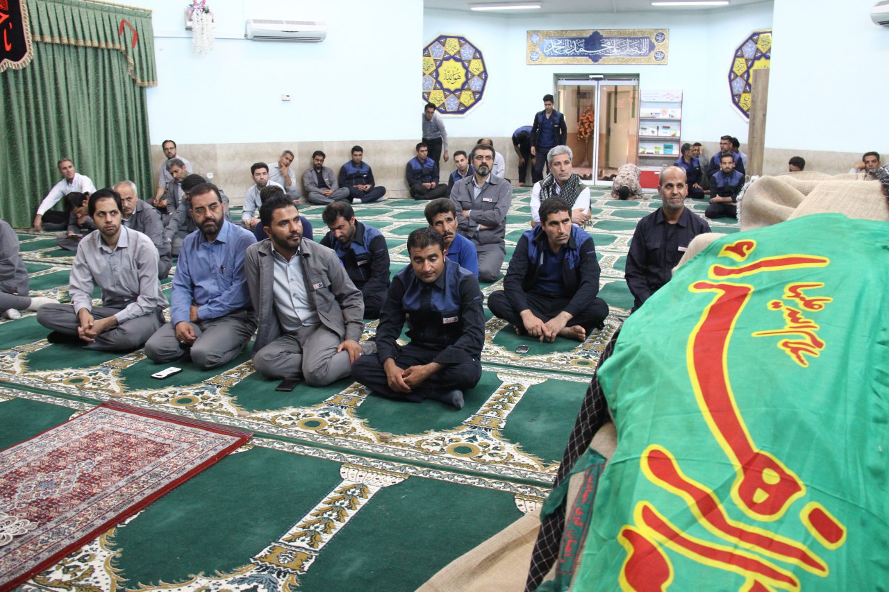 آموزه های دینی رمز پیروزی در دوران دفاع مقدس/ هدف دشمن جدا کردن مردم از انقلاب است